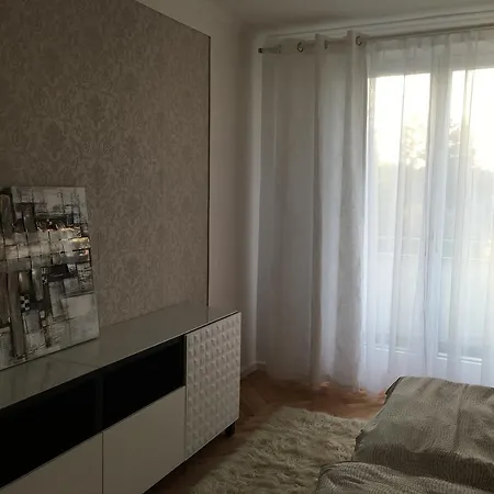 Am Loewenpark Apartment Melk Exterior photo